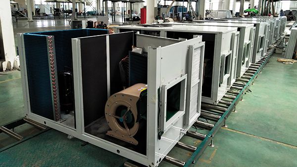 خط إنتاج وحدات التكييف المركزية المدمجة (باكيج) فوق الأسطح (روف توب)