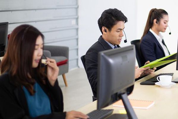 الخدمات بعد الطلب (بعد الشراء)