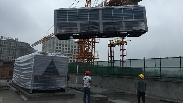 وحدة التبريد المائي في كلية تانغشان التقنية والمهنية (Tangshan Vocational Technical College)